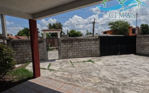 CASA EN VENTA COL. BUROCRATA EN PANUCO, VERACRUZ