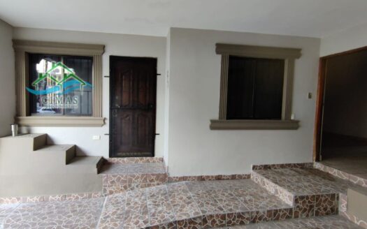 CASA EN VENTA COL. ESFUERZO NACIONAL EN CD. MADERO, TAMPS
